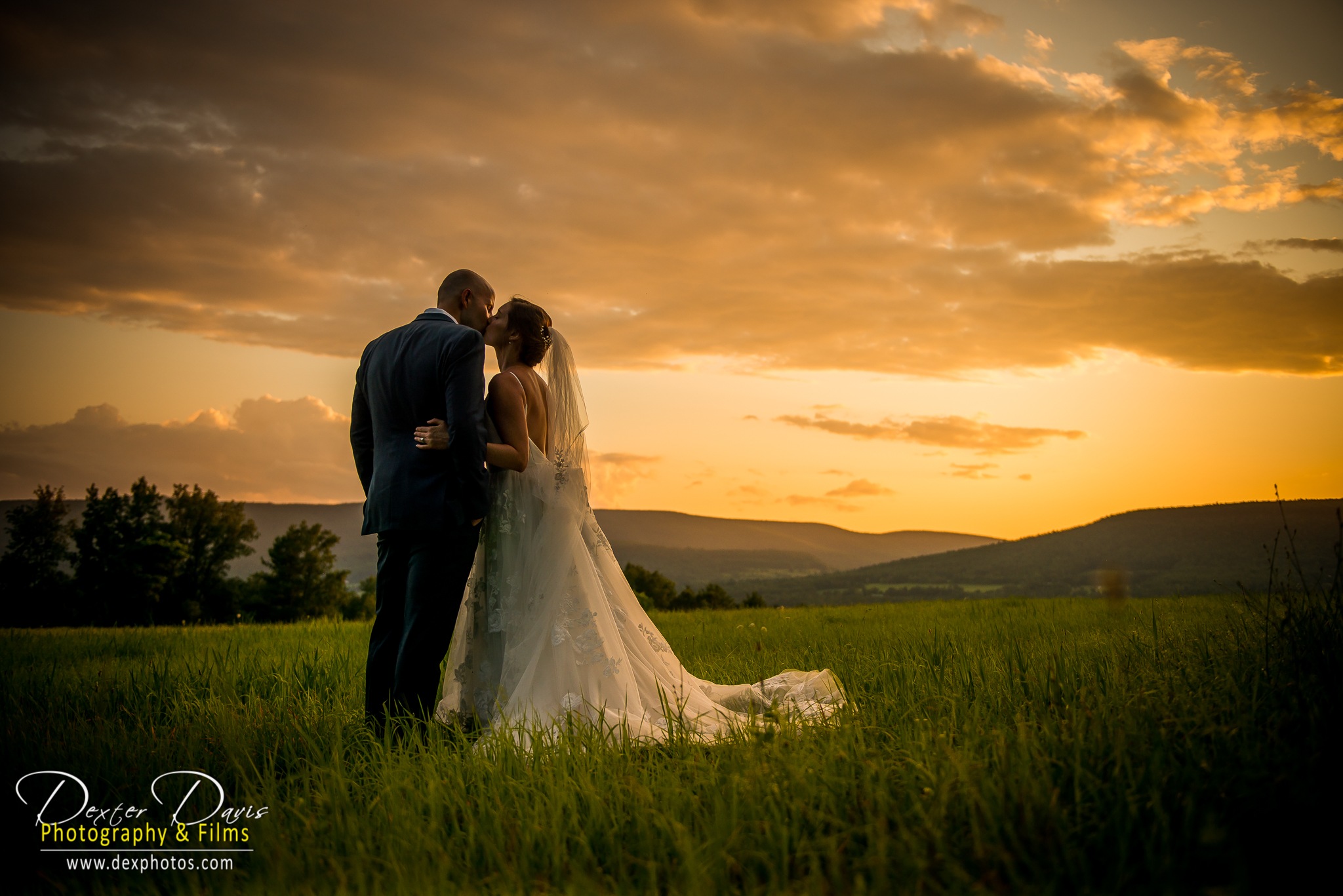 wedding photos at The Sablewood