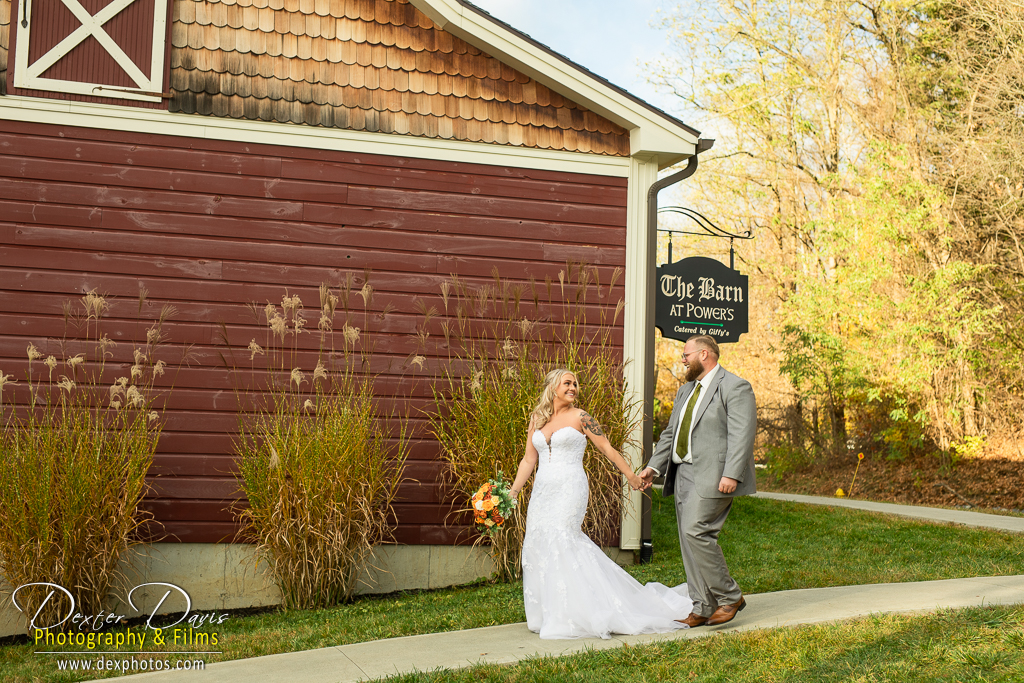 wedding photos at The Barn at Powers