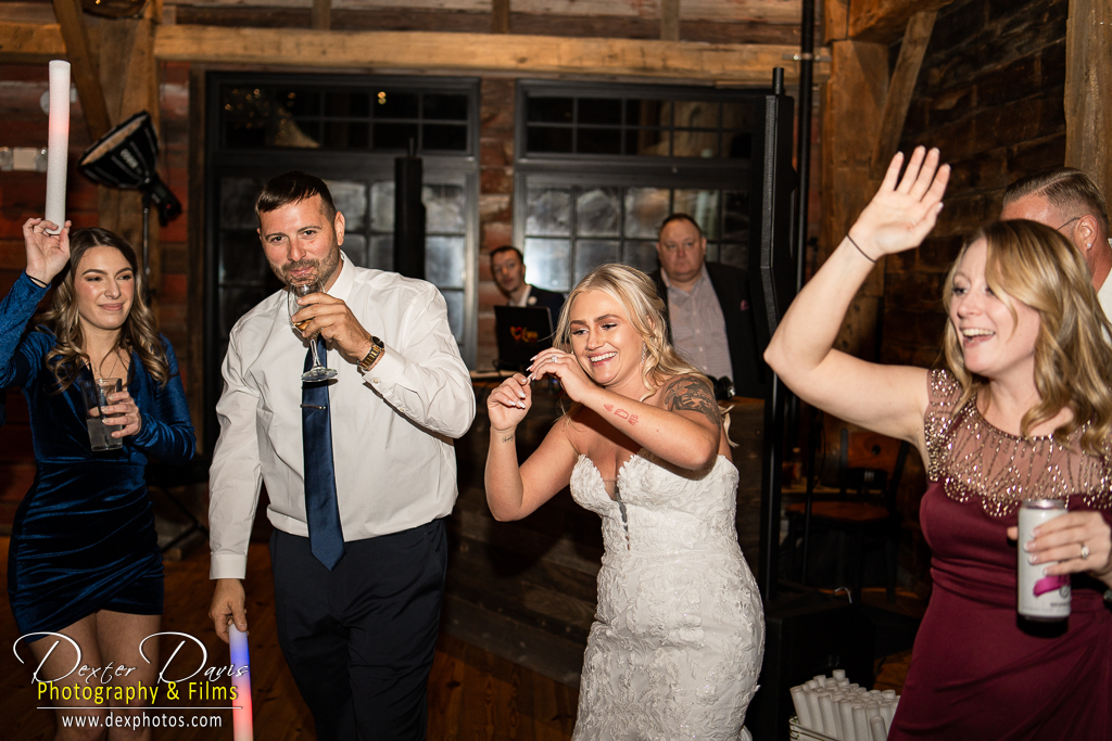 wedding photos at The Barn at Powers